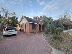 1212 NW 4th Ave in Gainesville, FL - Foto de edificio - Building Photo