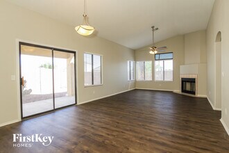 14915 N 86th Dr in Peoria, AZ - Building Photo - Building Photo