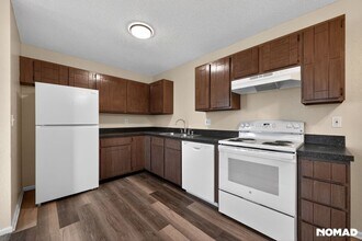 820 Stone Mountain Ct in Windsor, CO - Building Photo - Building Photo