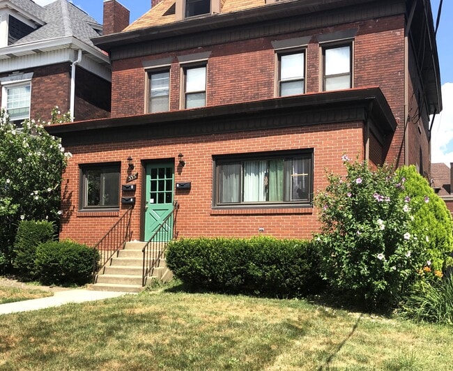 335 S Evaline St, Unit 3
