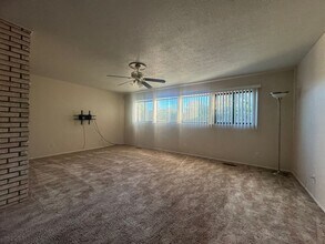 20 Wildy Dr in Roswell, NM - Building Photo - Building Photo