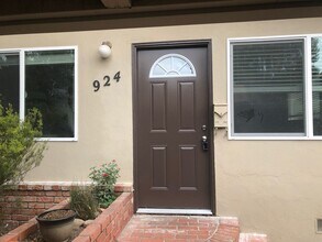 922-924 Wright St in Santa Rosa, CA - Building Photo - Building Photo