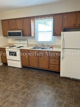 4812 Oak Hill Rd, Unit B in Evansville, IN - Foto de edificio - Building Photo