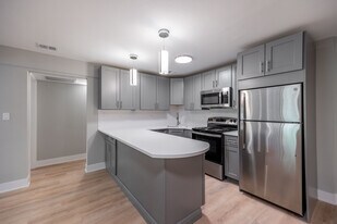 1225 N La Salle Dr, Unit k2 in Chicago, IL - Building Photo