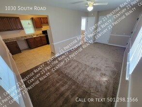 1030 S Rd in Jacksonville, AR - Foto de edificio - Building Photo