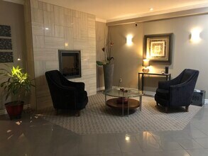 1605 Victoria Av in St-Lambert, QC - Building Photo - Building Photo