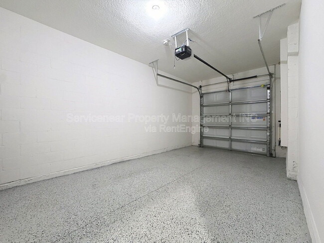 32988 Major Oak Dr in Wesley Chapel, FL - Building Photo - Building Photo