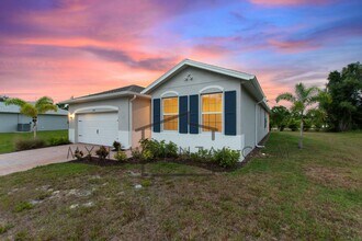 1970 Blackwood Cir in North Port, FL - Building Photo - Building Photo