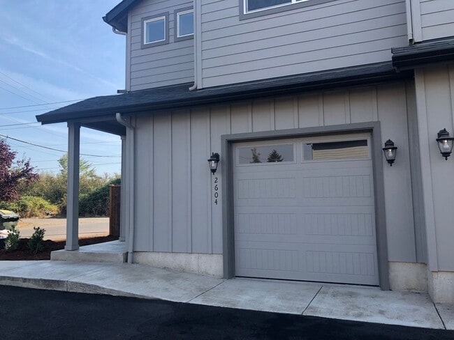 property at 2604 Ross Ln