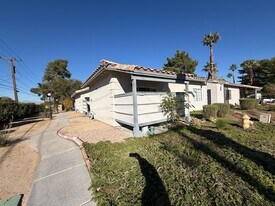 275 N Lamb Blvd in Las Vegas, NV - Building Photo