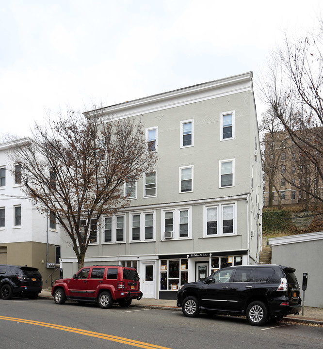 50 Main St in Dobbs Ferry, NY - Building Photo