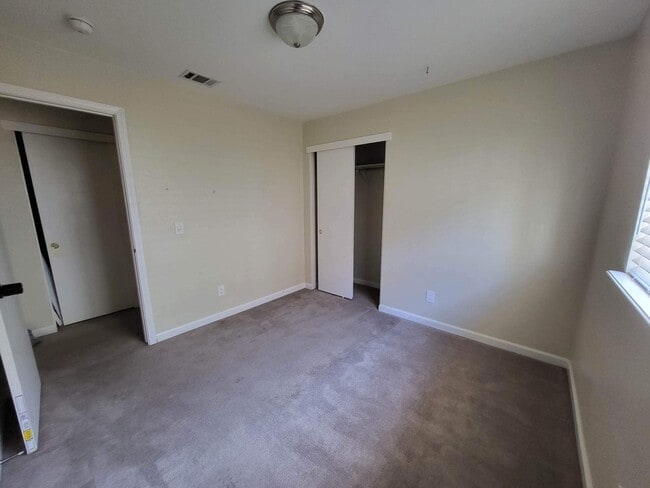 966 Port Ashton Ct in Galt, CA - Building Photo - Building Photo