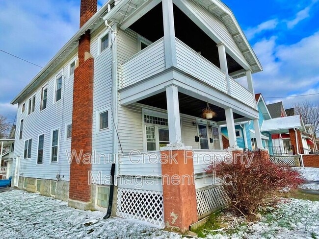 1184 W 8th St in Lorain, OH - Building Photo - Building Photo