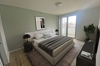 River Rock Apartments in Mishawaka, IN - Foto de edificio - Building Photo