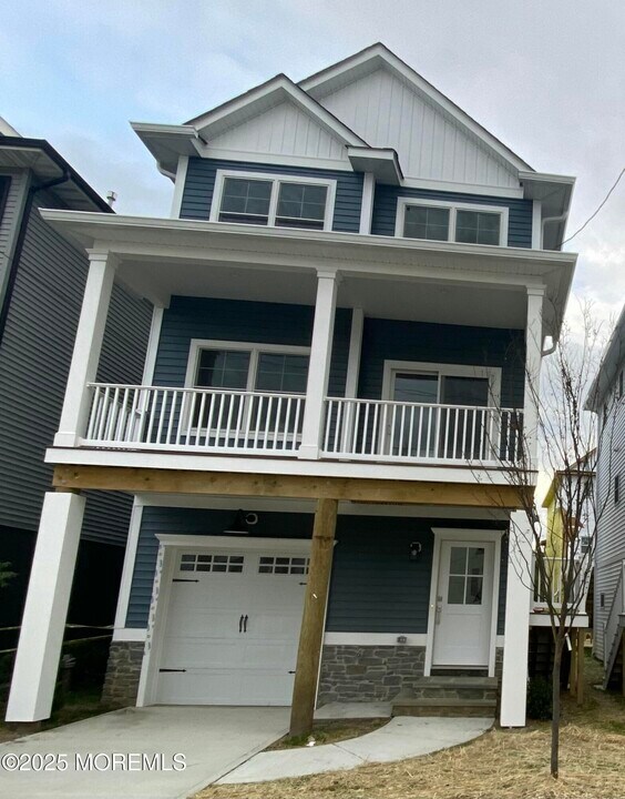 51 Miller St in Highlands, NJ - Building Photo