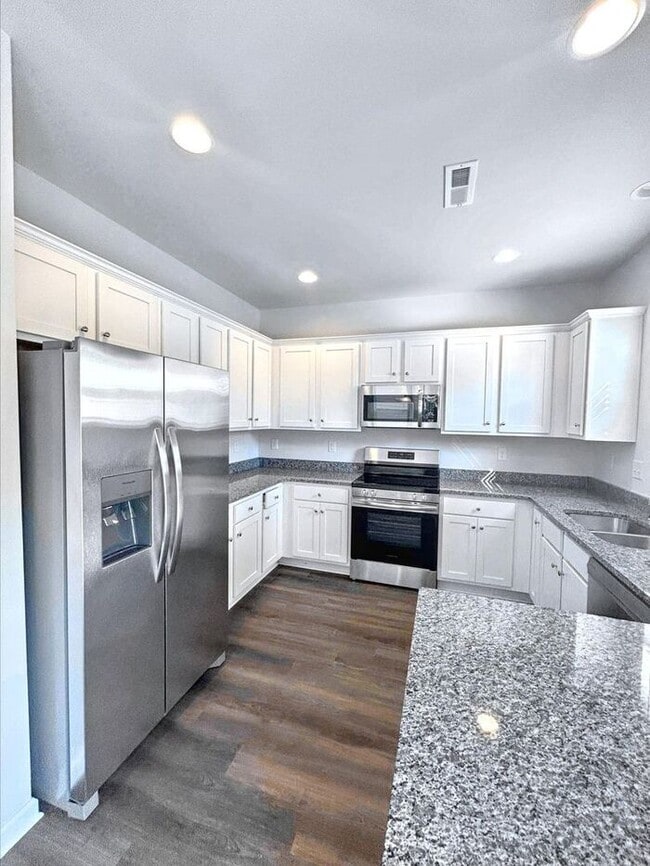 231 W Grover St in Shelby, NC - Building Photo - Building Photo