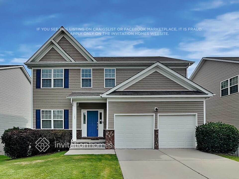 120 Four Seasons Way in Mooresville, NC - Building Photo