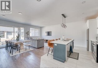 311 Kelly Rd in Amherstburg, ON - Building Photo - Building Photo