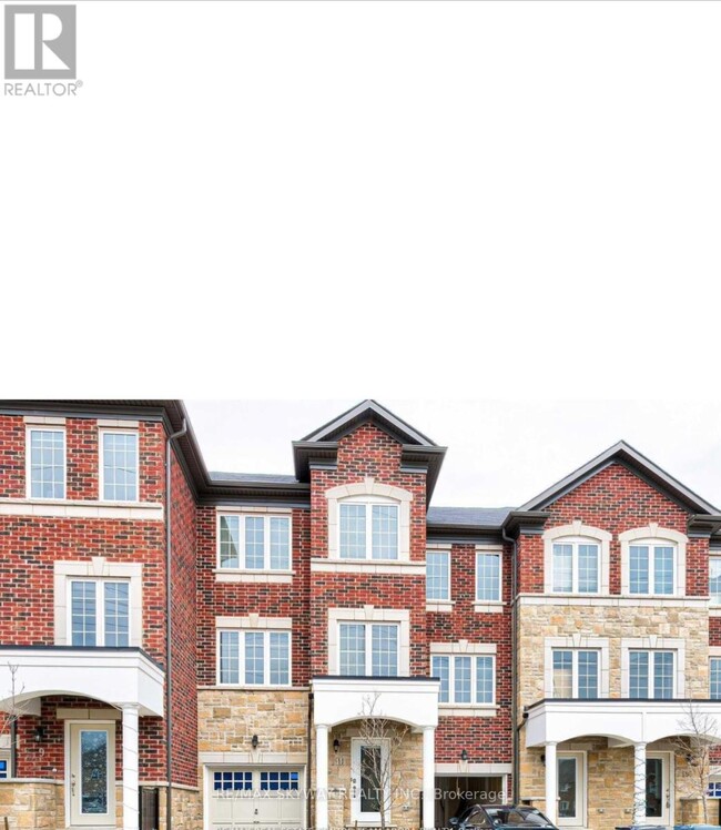 11-11 Autumnwood Ave