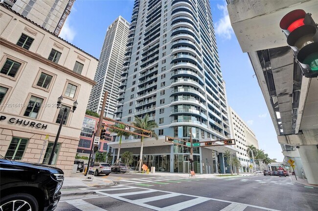 property at 121 NE 5th St