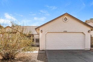 4755 W Oraibi Dr in Glendale, AZ - Building Photo