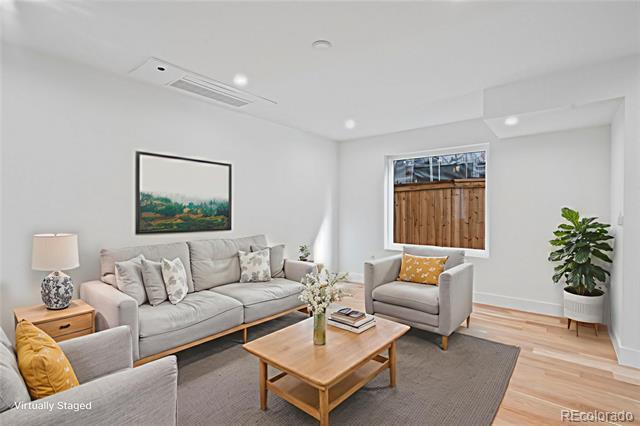 2451 Lawrence St in Denver, CO - Building Photo - Building Photo