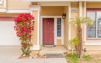 13476 Altamar Cir in Corona, CA - Building Photo - Building Photo