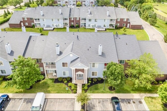 3129 Crestmont Ln in Beavercreek, OH - Building Photo - Building Photo