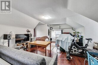 328 High Park Ave in Toronto, ON - Building Photo - Building Photo