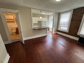 Karlton Apartments in Kirksville, MO - Building Photo - Building Photo