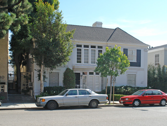 9932 Durant Dr in Beverly Hills, CA - Building Photo - Building Photo