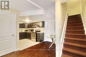 54 Andretti Cres in Brampton, ON - Building Photo - Building Photo