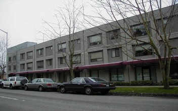 Park Meadow Apartments in Seattle, WA - Building Photo - Building Photo