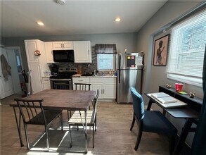 2701 Hood Ave NW in Atlanta, GA - Building Photo - Building Photo