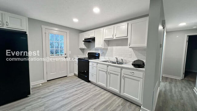 1269 Peppercorn Dr in Galloway, OH - Building Photo - Building Photo