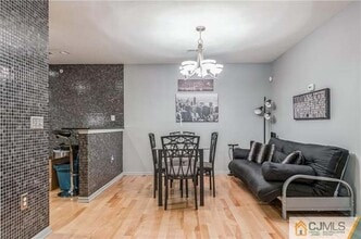 115 Chariot Ct, Unit 115 in Piscataway, NJ - Building Photo - Building Photo