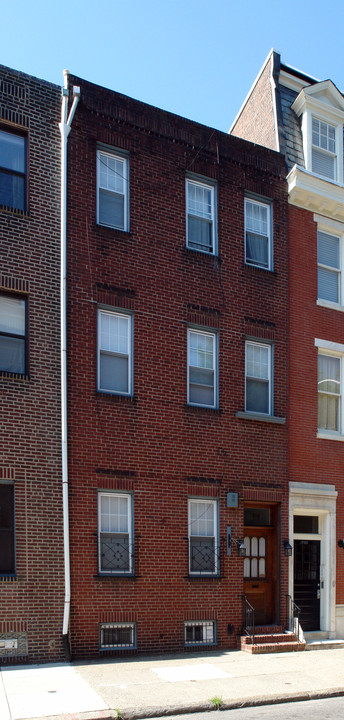 1904 Pine St in Philadelphia, PA - Building Photo