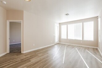 10223 Villa ARCENO Ave in Las Vegas, NV - Building Photo - Building Photo