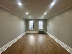 The Renaissance in East Orange, NJ - Foto de edificio - Interior Photo