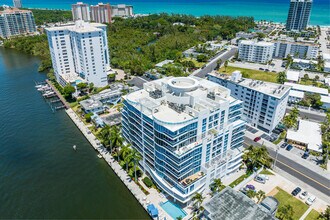 La Rive on the Intracoastal in Fort Lauderdale, FL - Foto de edificio - Building Photo