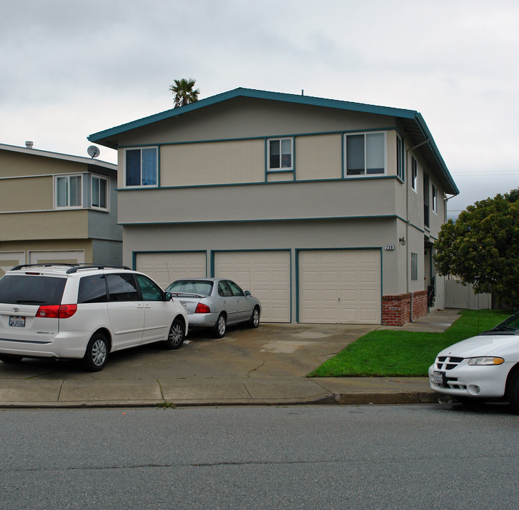 228 San Felipe Ave in South San Francisco, CA - Building Photo