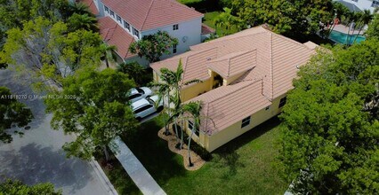 1138 Croton Ct in Weston, FL - Building Photo - Building Photo