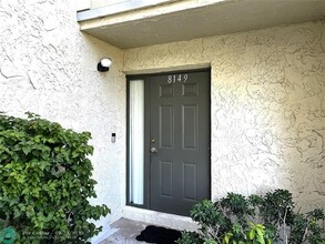 8149 Lagos De Campo Blvd in Tamarac, FL - Building Photo - Building Photo