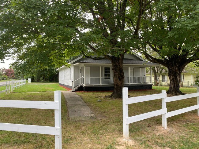 property at 2402 Gardner St