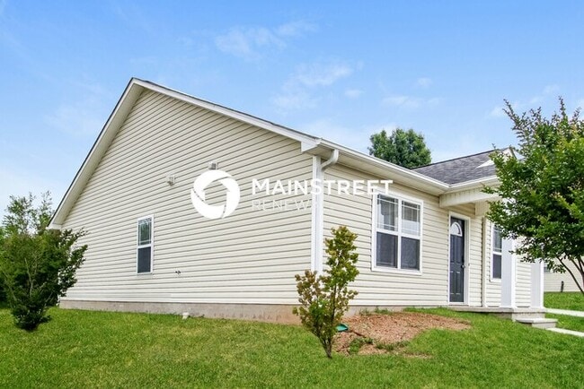 4201 Smith Farm Ln SE in Winston-Salem, NC - Building Photo - Building Photo