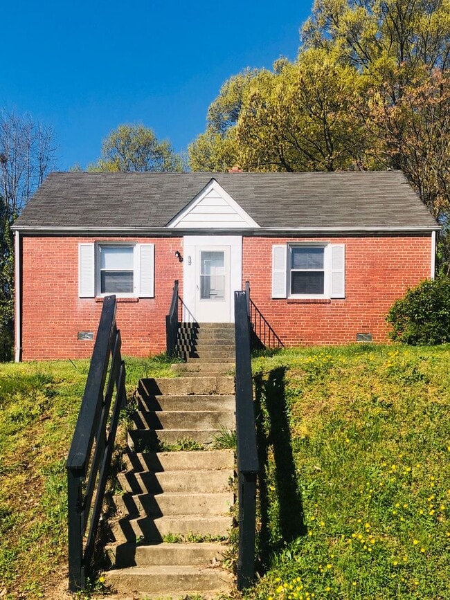 property at 1513 Drewry St