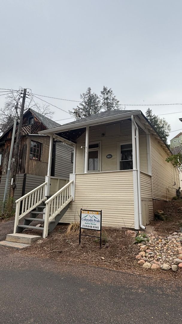 property at 103 Ruxton Ave