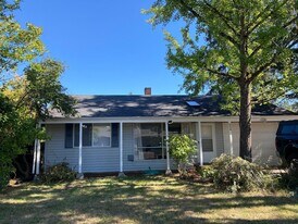 224 NE 127th Ave in Portland, OR - Building Photo