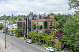 2914 E Madison St in Seattle, WA - Building Photo - Primary Photo