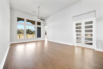 12515 Silver Gate in San Antonio, TX - Building Photo - Building Photo